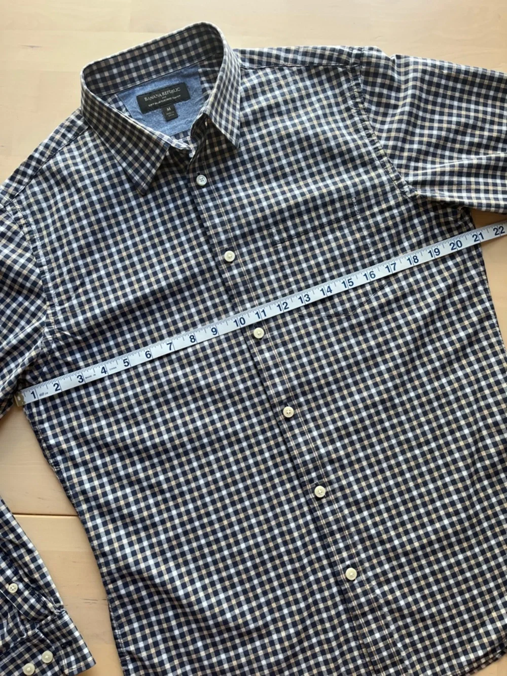 Banana Republic Soft Wash Tailored Slim Fit shirt